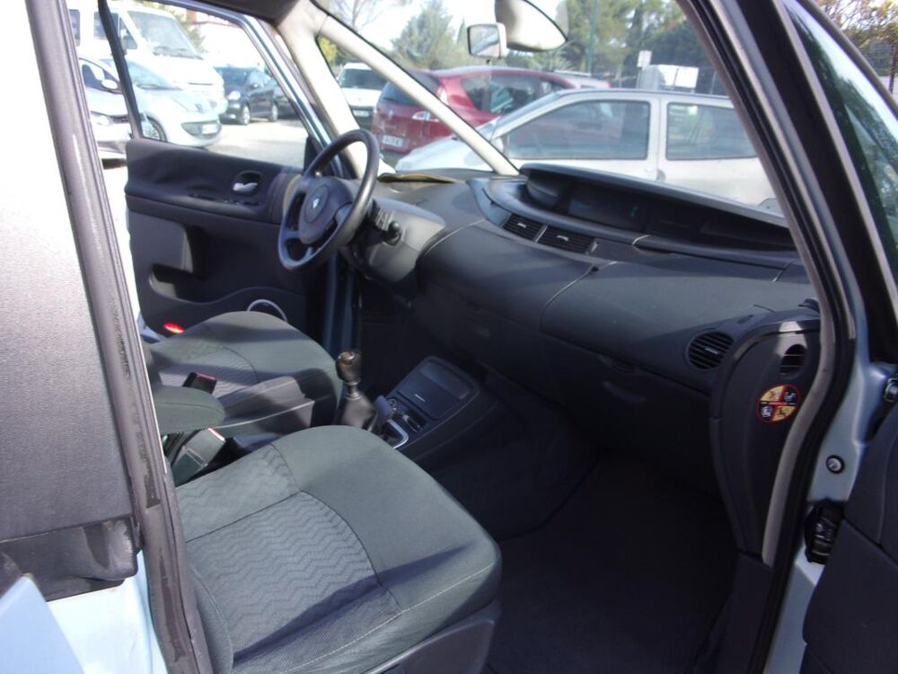 Espace IV 2.0 DCI 150CV FAP 2007 occasion 13510 &Eacute;guilles