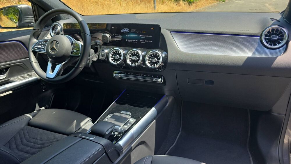 Classe E EQA 70 kWh 250+ &Eacute;dition - Premi&egrave;re main Garantie constructeu 2023 occasion 17000 La Rochelle