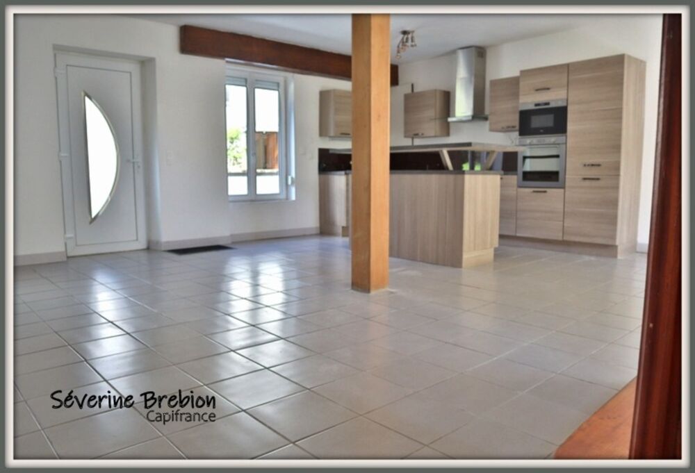 Maison rénovée, 3 chambres, terrain, garage VISCOMTAT (63)