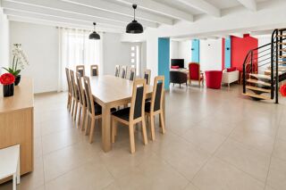  Propriété/château à vendre 8 pièces 245 m²