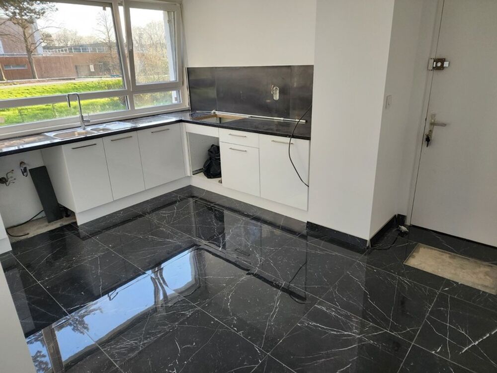 Vente Appartement T5 rénové 84 m² – 4 chambres – Balcon – Idéal colocation ou famille – Rennes Rennes