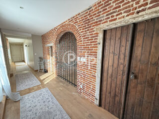  Propri�t�/ch�teau � vendre 8 pi�ces 318 m�