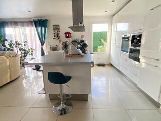  Maison � vendre 5 pi�ces 101 m�