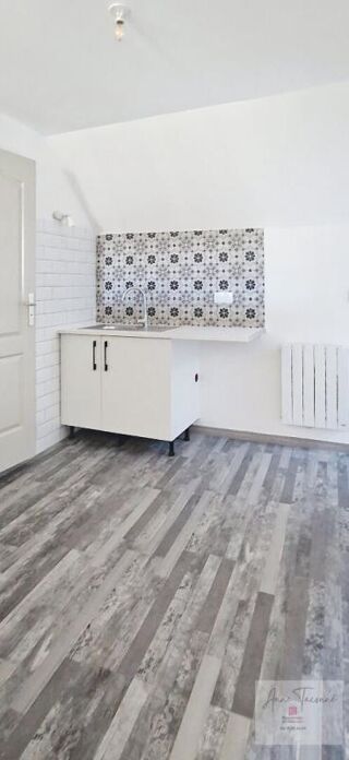  Appartement à louer 4 pièces 60 m²