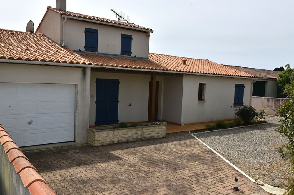 Maison 5 pièces 106 m² · à La Bree les Bains · 106 m² · 403 000 €