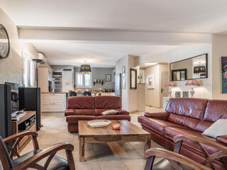  Villa à vendre 7 pièces 202 m²