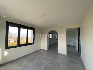  Appartement à louer 4 pièces 101 m²