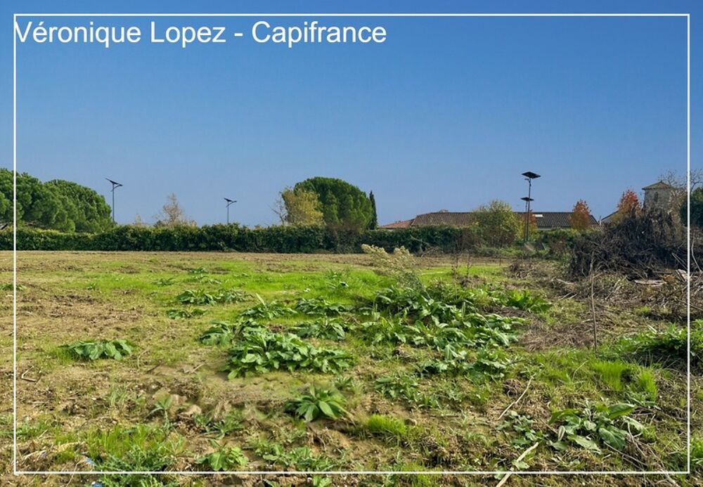 Vente Terrain Brax, à proximité d'Agen, beau terrain plat et viabilisé de 769 m² Brax