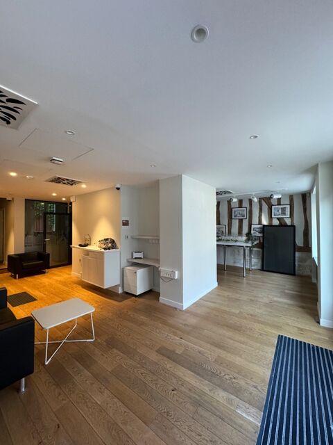 Local/bureau &agrave; vendre ORLEANS (45) 802500 45000 Orleans