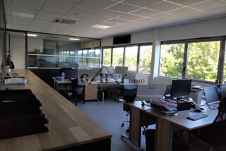  A VENDRE 287 M² DE BUREAUX A STAINS Stains