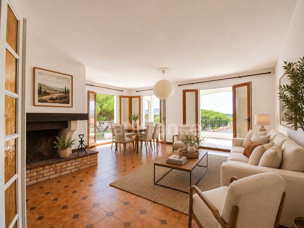 Villa méditerranéenne à vendre 7 pièces, 215 m² CANET EN ROUSSILLON (66) avec potentiel 2 logements, terrasses, jardin et garage