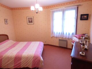  Maison à vendre 15 + pièces 207 m²