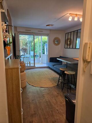  Appartement à louer 2 pièces 40 m²