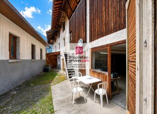  Remise / Grange à vendre 7 pièces 600 m²