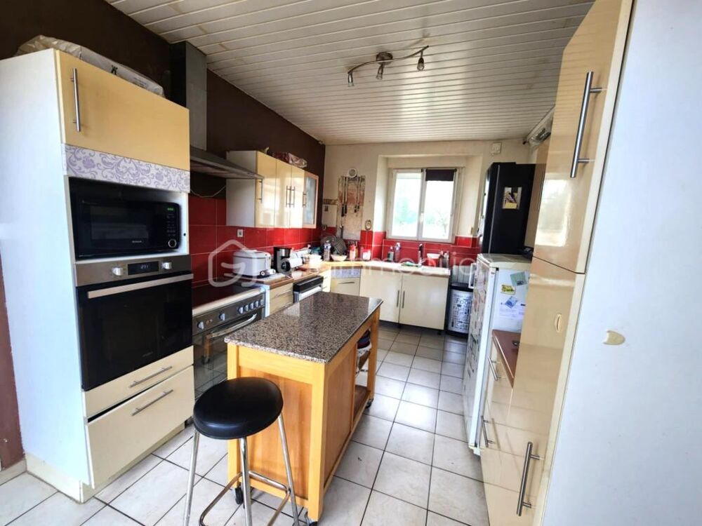 Jolie longère Idéale pour une famille avec 4 chambres dont 2 de plain-pied !