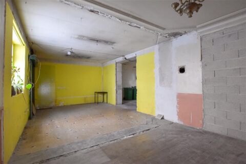 LOCATION PURE. M&eacute;tro Commerce et Felix Faure, boutique &agrave; louer rue Croix Nivert 2111 75015 Paris