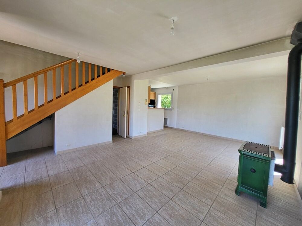 TELGRUC SUR MER  Maison Traditionnelle à Découvrir !