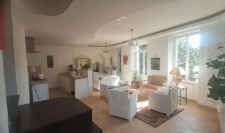  Maison  vendre 8 pices 226 m