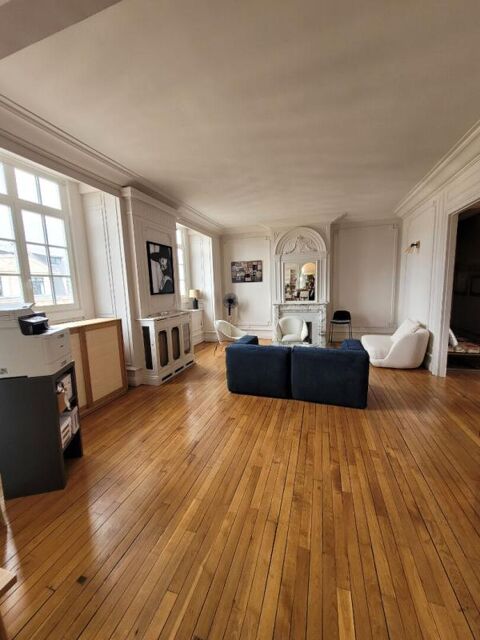   Lille Appartement 6 pi�ces Appartement - 6 pi�ce(s) - 220 m�
