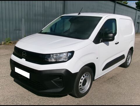 Opel Combo VU LIFE BHDI 130 ELEGANCE PK EAT8 2024 occasion Montlu&ccedil;on 03100