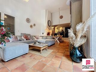  Villa à vendre 8 pièces 163 m²