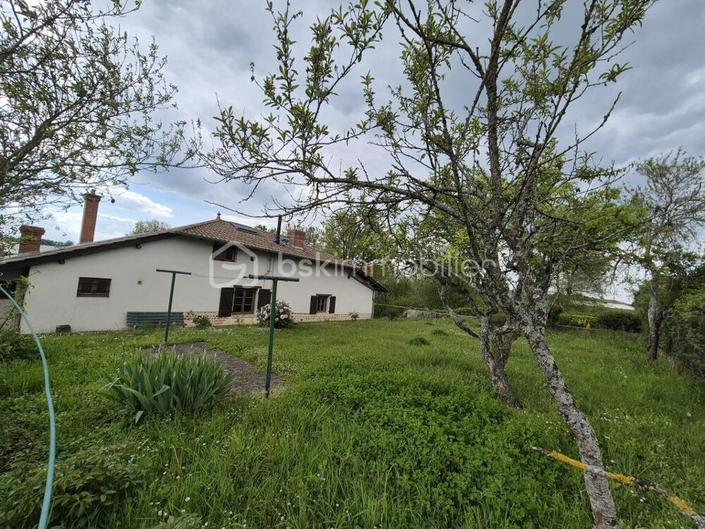 Ancienne ferme avec terrain