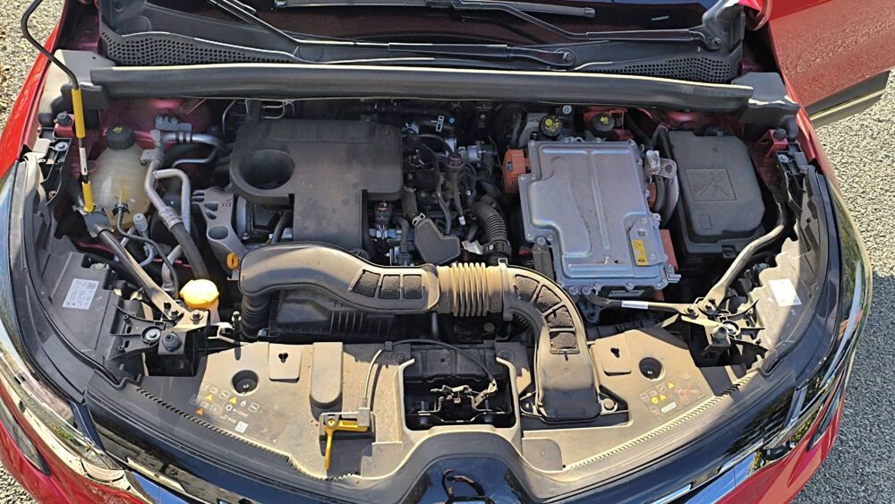 Captur 1.6 E-Tech 145 Hybrid BVA6 Intens - Automatique Entretien co 2022 occasion 85700 Pouzauges