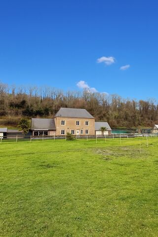  Maison � vendre 9 pi�ces 215 m�