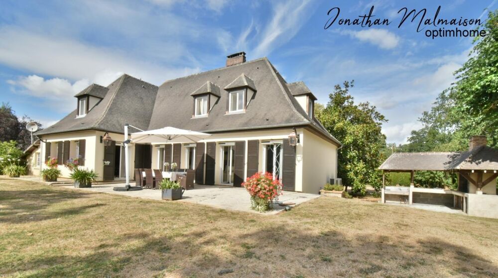 Proche de Conches-en-Ouche  Élégante maison traditionnelle aux beaux volumes, jusquà 6 chambres