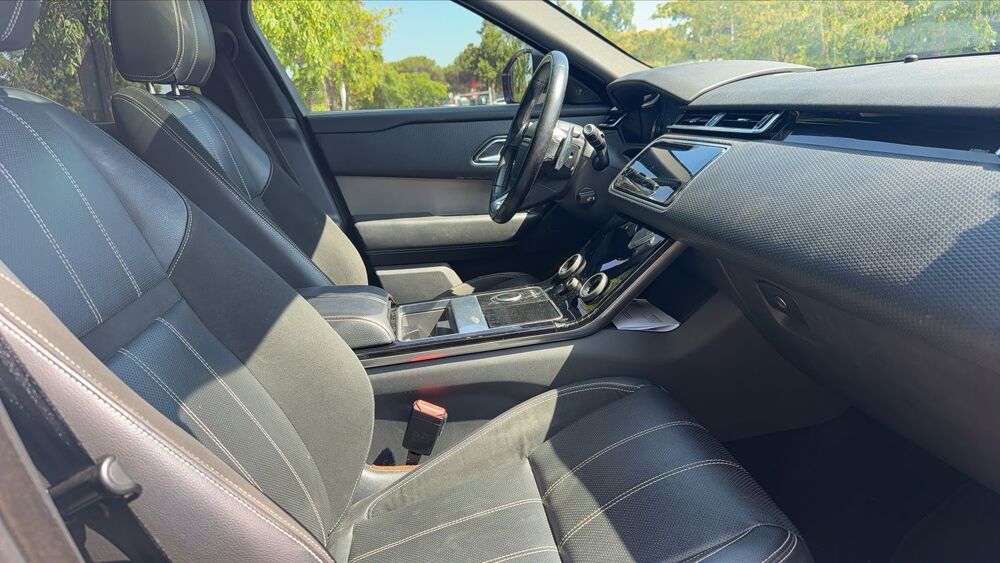Range rover velar 2.0 D240 240 R-Dynamic S - Automatique Toit ouvrant 2018 occasion 83990 Saint Tropez