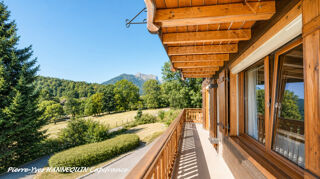  Chalet à vendre 6 pièces 199 m²