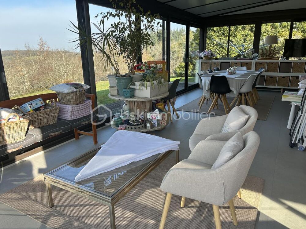 BELLE MAISON PLAIN PIED - 4/5 CHAMBRES - VERANDA - PISCINE - TERRAIN