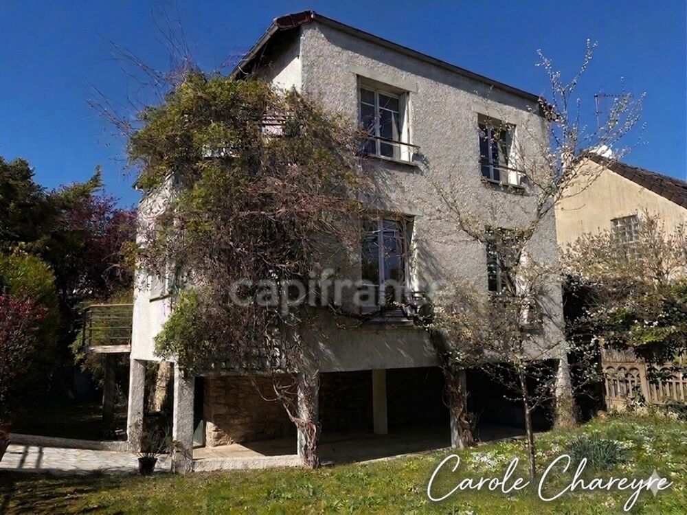 Maison à visiter sans tarder "coup de coeur" 8 pièces terrain 480 m² sans vis à vis