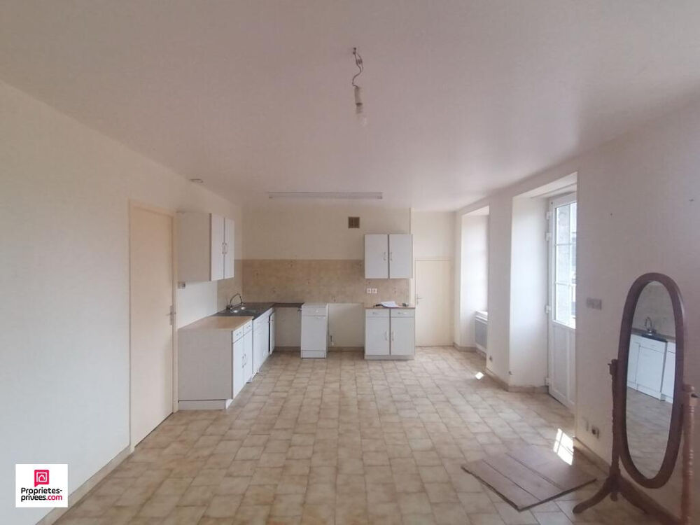 Vente Maison SAINTE MARIE LA ROBERT (61320) proche CARROUGES, Presbytère 150 m2 environ , 7 pièces,  5 chambres, PRIX 90990 honoraires  7,05% Sainte marie la robert