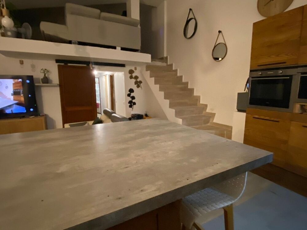 Vente Maison CHATEAU LANDON (77) proche de Nemours maison traditionnelle 6 pi�ces � vendre Chateau landon