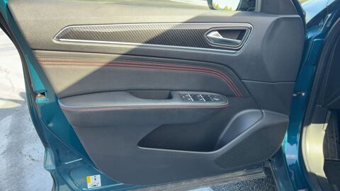 Arkana 1.3 TCe 140 Mild Hybrid EDC7 RS Line - Automatique Entretien 2022 occasion 77127 Lieusaint