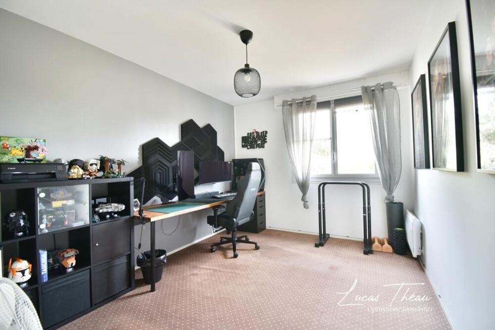 EN EXCLUSIVITÉ  APPARTEMENT T3 AVEC BALCON, PARKING ET CAVE