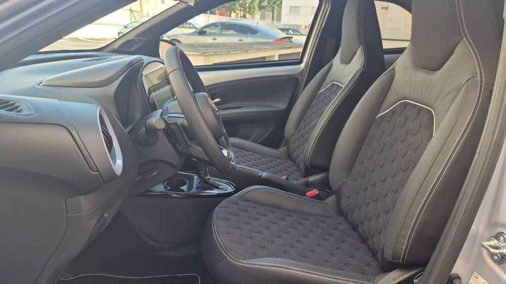 Aygo 1.0 VVT-i 72 S-CVT Jbl Edition Showroom - Premi&egrave;re main Auto 2025 occasion 03200 Vichy