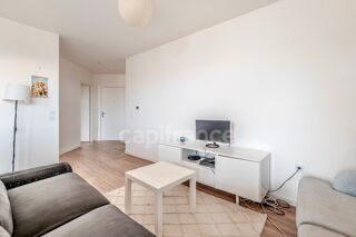  Appartement  vendre 4 pices 77 m