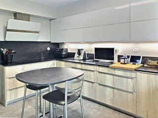  Appartement � vendre 8 pi�ces 153 m�