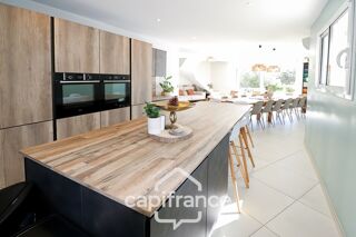  Villa  vendre 6 pices 190 m