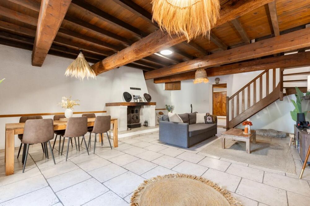 Vente Maison Maison de 5 pièces de 131 m² à Morières-lès-Avignon Morieres les avignon