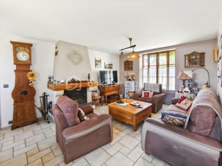  Maison  vendre 11 pices 215 m