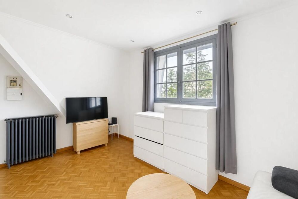 Deux pièces sous les toits