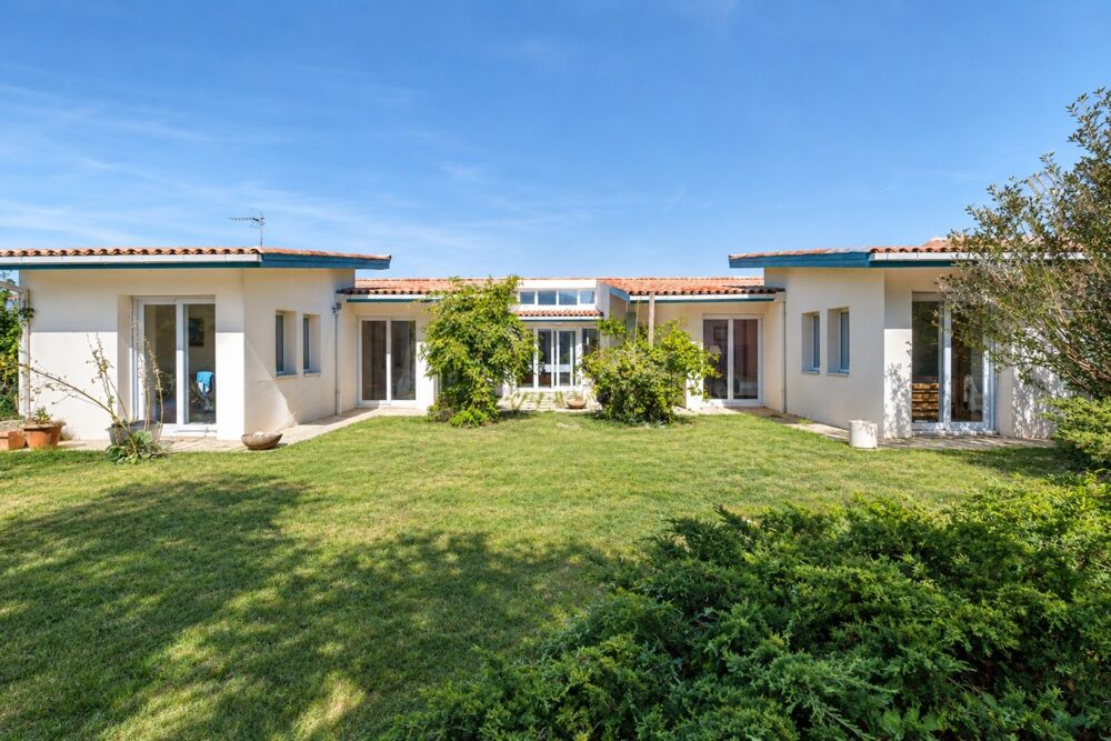 Vente Villa Maison à vendre 6 pièces SAINT ROGATIEN (17) Saint rogatien
