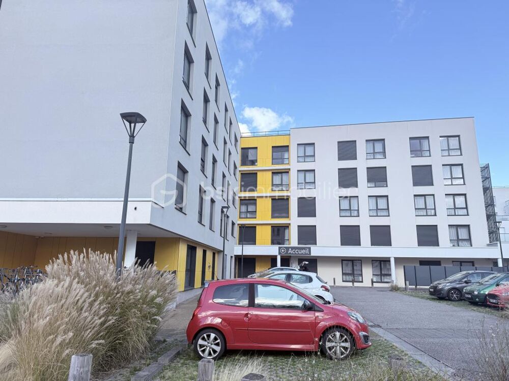 STUDIO LMNP dans RESIDENCE ETUDIANTE