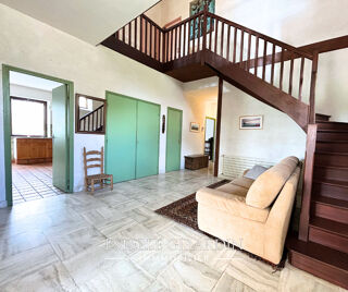  Maison � vendre 7 pi�ces 210 m�