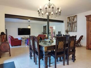  Maison � vendre 9 pi�ces 303 m�