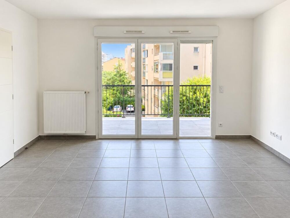 Location Appartement T3 avec balcon et parking à Toulon Toulon