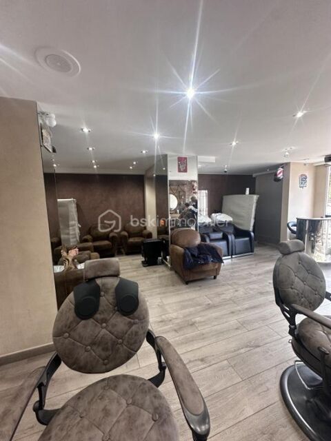 Opportunité Exceptionnelle Droit au bail Salon coiffure barbier 66000 06370 Mouans sartoux